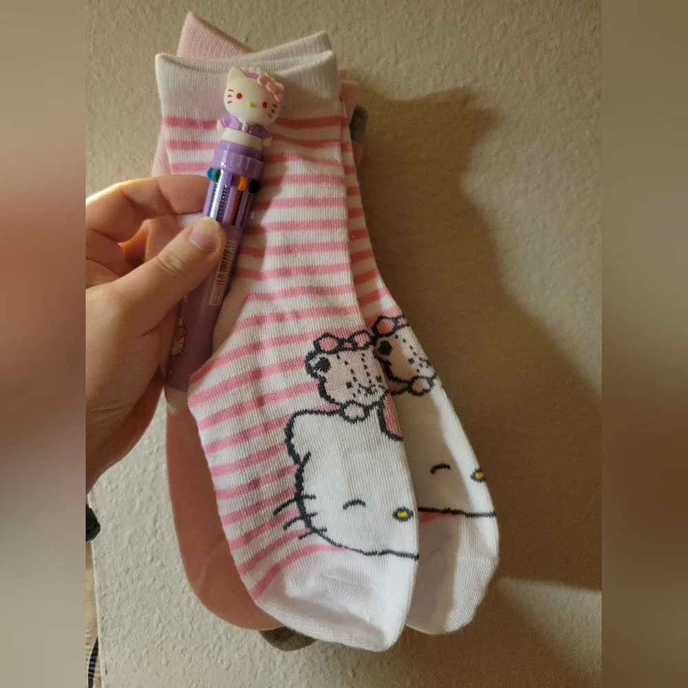 NWOT Hello Kitty Sanrio Sock Bundle + NWOT Purple Pen • Cute Gift Set Bundle